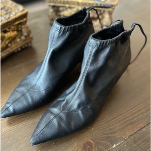 Massimo Dutti Black Ankle Boots